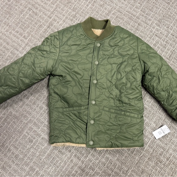 GAP Kids Green Quilted Jacket - Picture 2 of 4